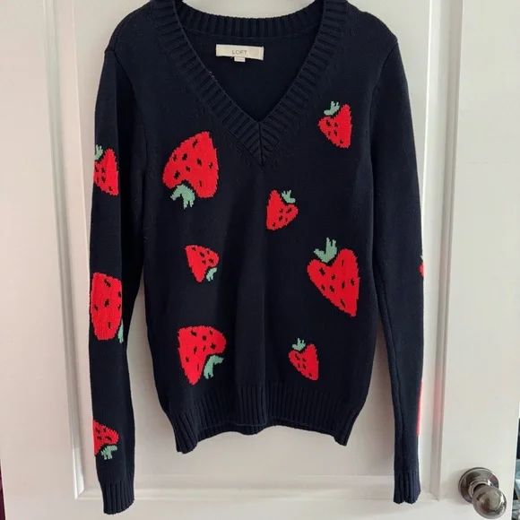 LOFT Strawberry V-Neck Sweater in Navy Blue Size X-Small - Picture 4 of 10